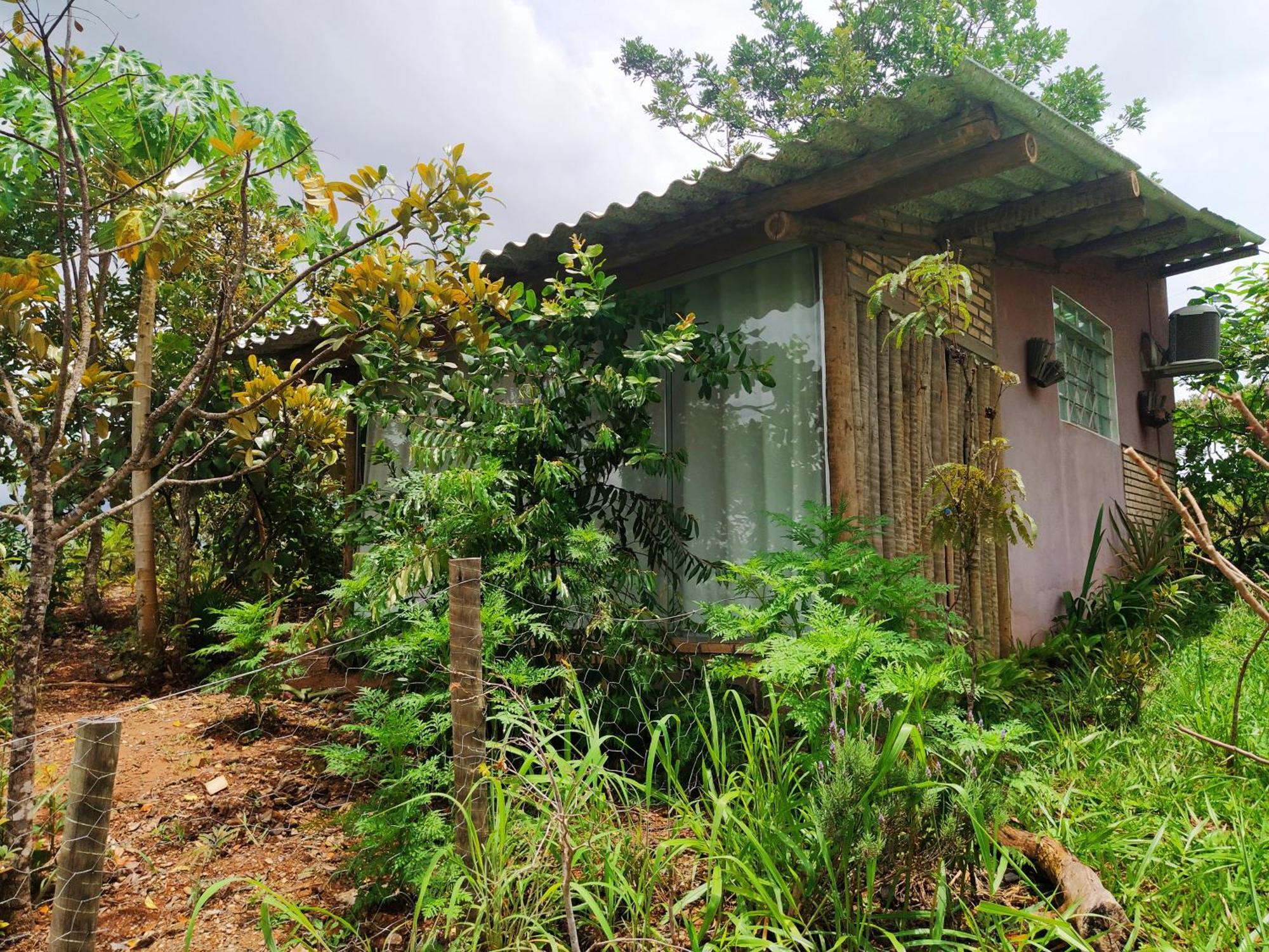 Chalé aconchegante, pertinho da cidade e conectada a natureza Brasília Extérieur photo